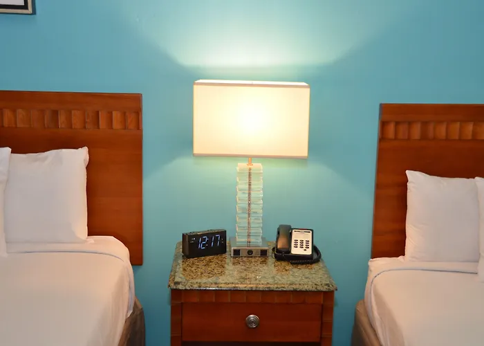 Howard Johnson By Wyndham Hotel Yuma